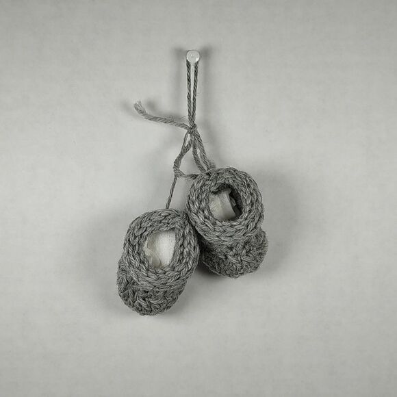 Handmade Crochet Baby Booties Soft Gray Newborn Preemie Shoes Shower Gift New - Picture 11 of 16